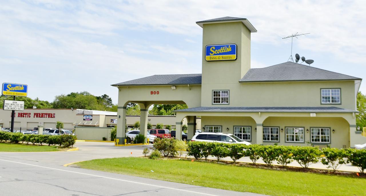 Scottish Inn And Suites Alvin Buitenkant foto