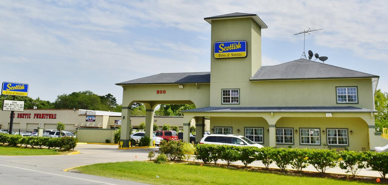 Scottish Inn And Suites Alvin Buitenkant foto